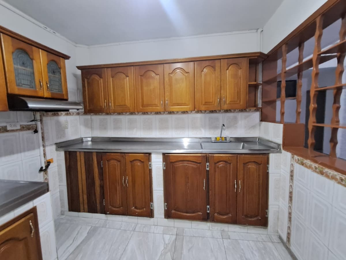 LAURELES, MEDELLÍN