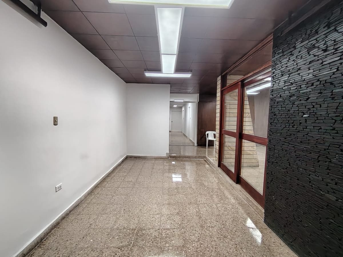 LAURELES, MEDELLÍN