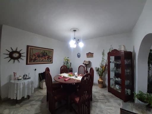 LAURELES, MEDELLÍN