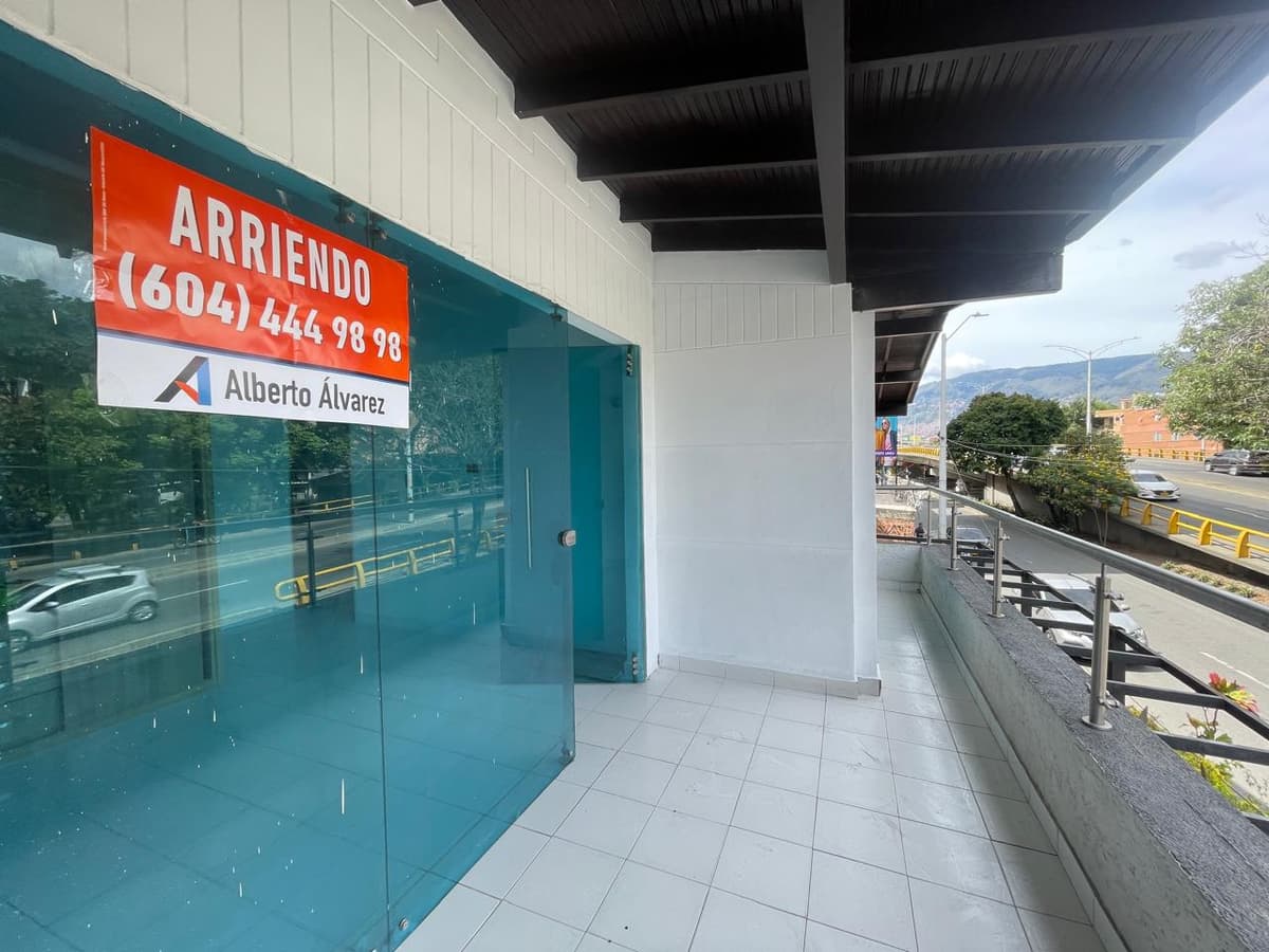LAURELES, MEDELLÍN