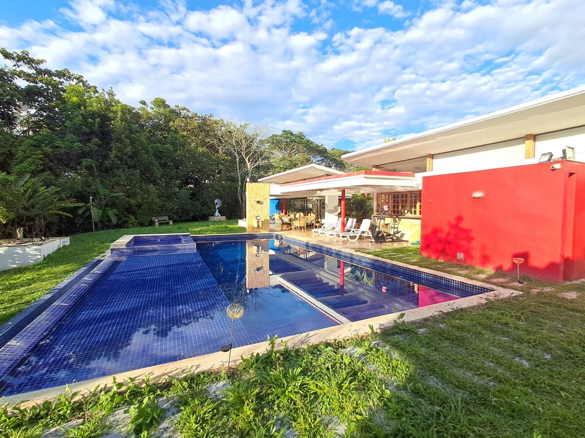 CERRITOS, PEREIRA