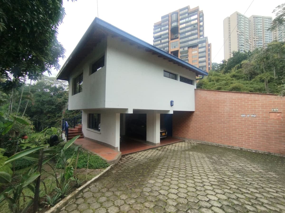 EL POBLADO, MEDELLÍN